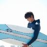 男子几天没回办公室 书架上现蛇蜕